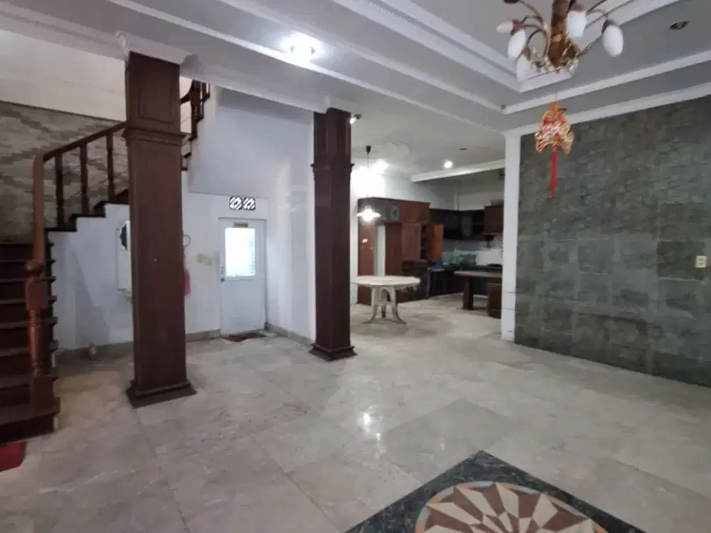 Villa di Komplek Malibu Indah ( Polonia )