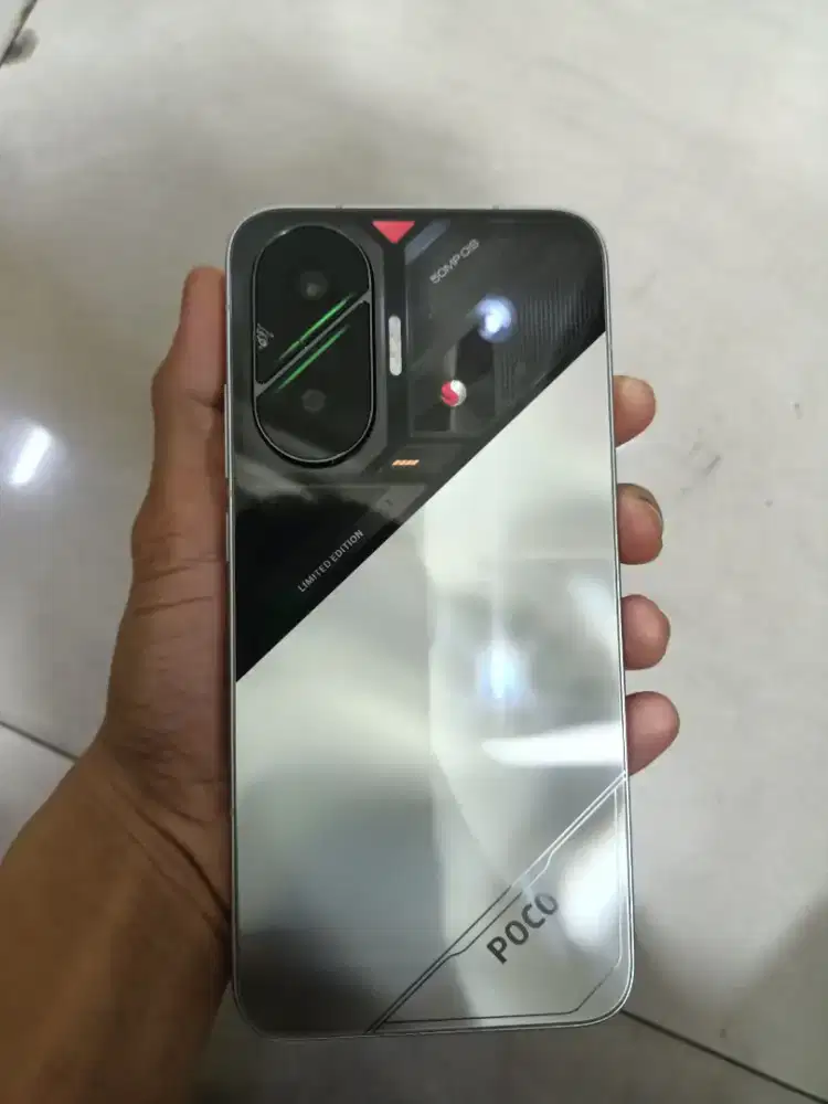 Poco f7 12/512 mulus btg