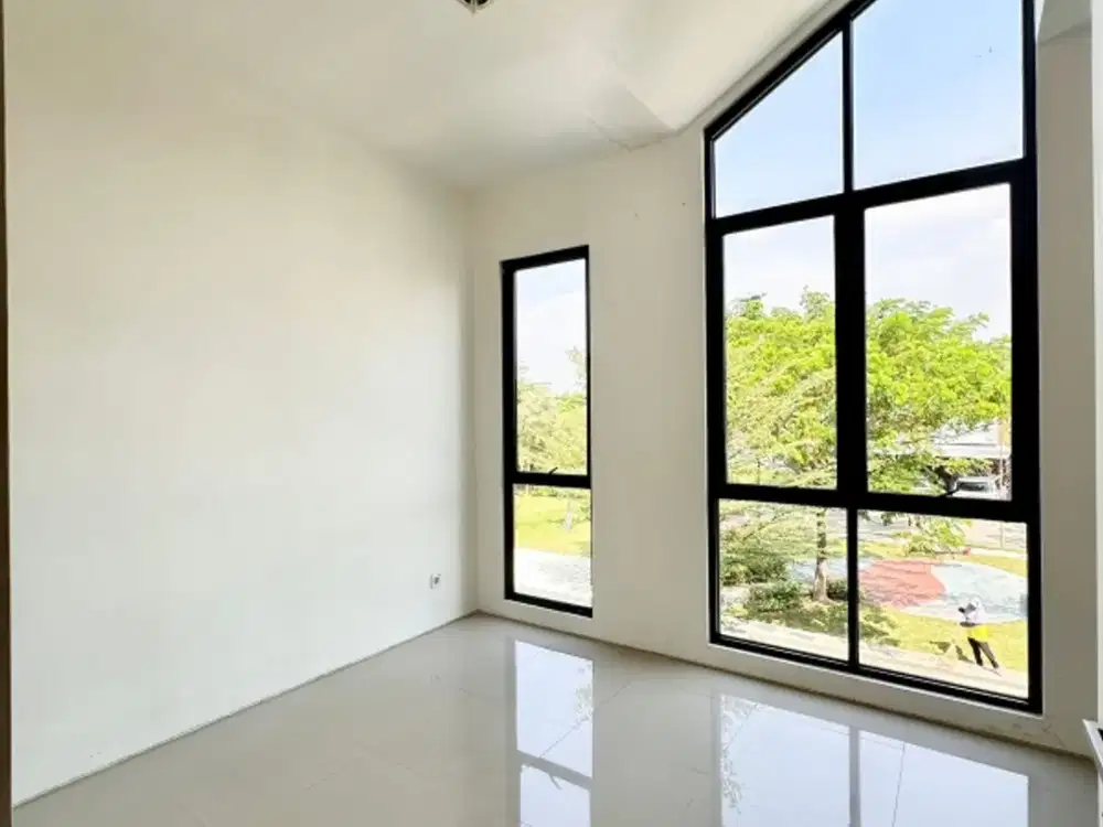 DIJUAL RUMAH POSISI DEPAN TAMAN CITRA GARDEN PURI