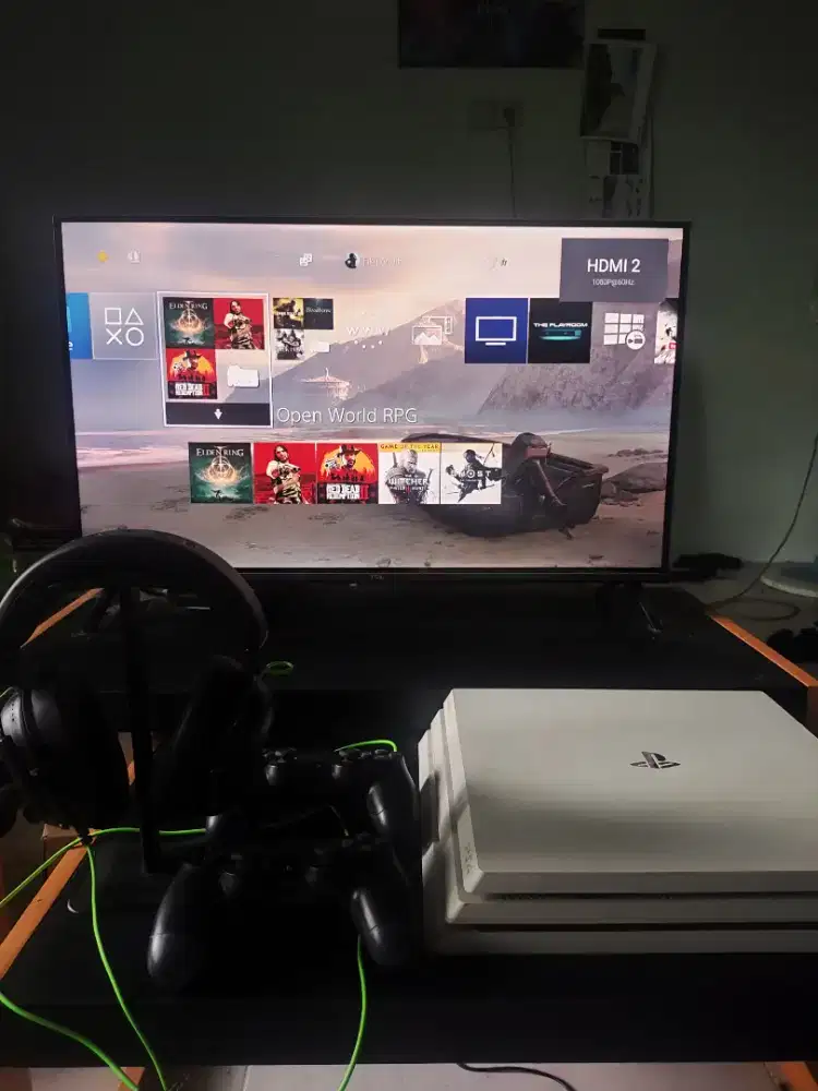 PS4 PRO Original Ver.72 + TV