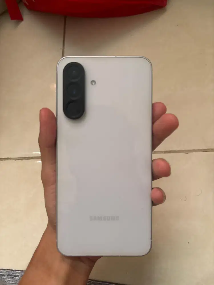 SAMSUNG A565G 8/256 GB