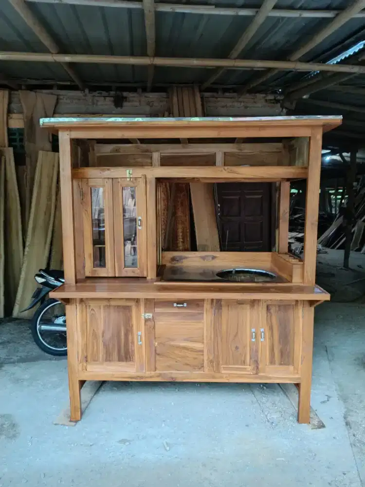 Gerobak bakso mangkal