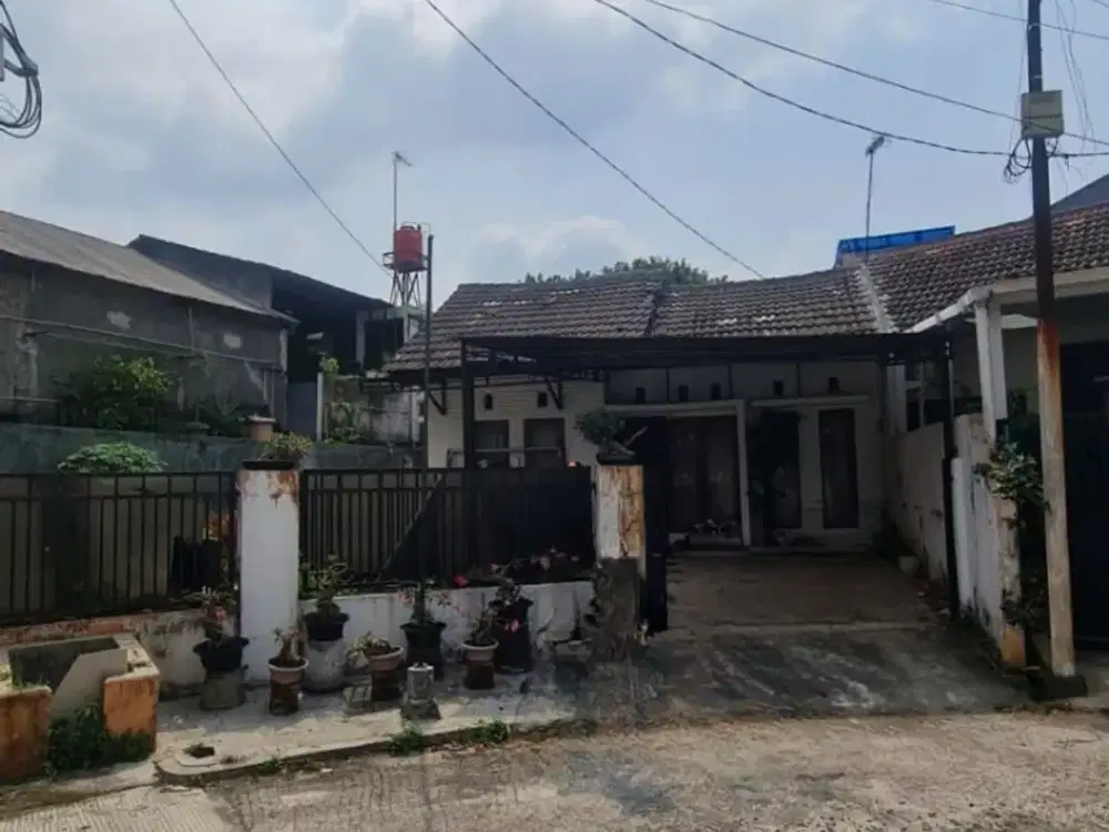 Rumah dijual Murah, Luas, Dukuh Zamrud, Kota Bekasi dekat Tol Grand Wisata