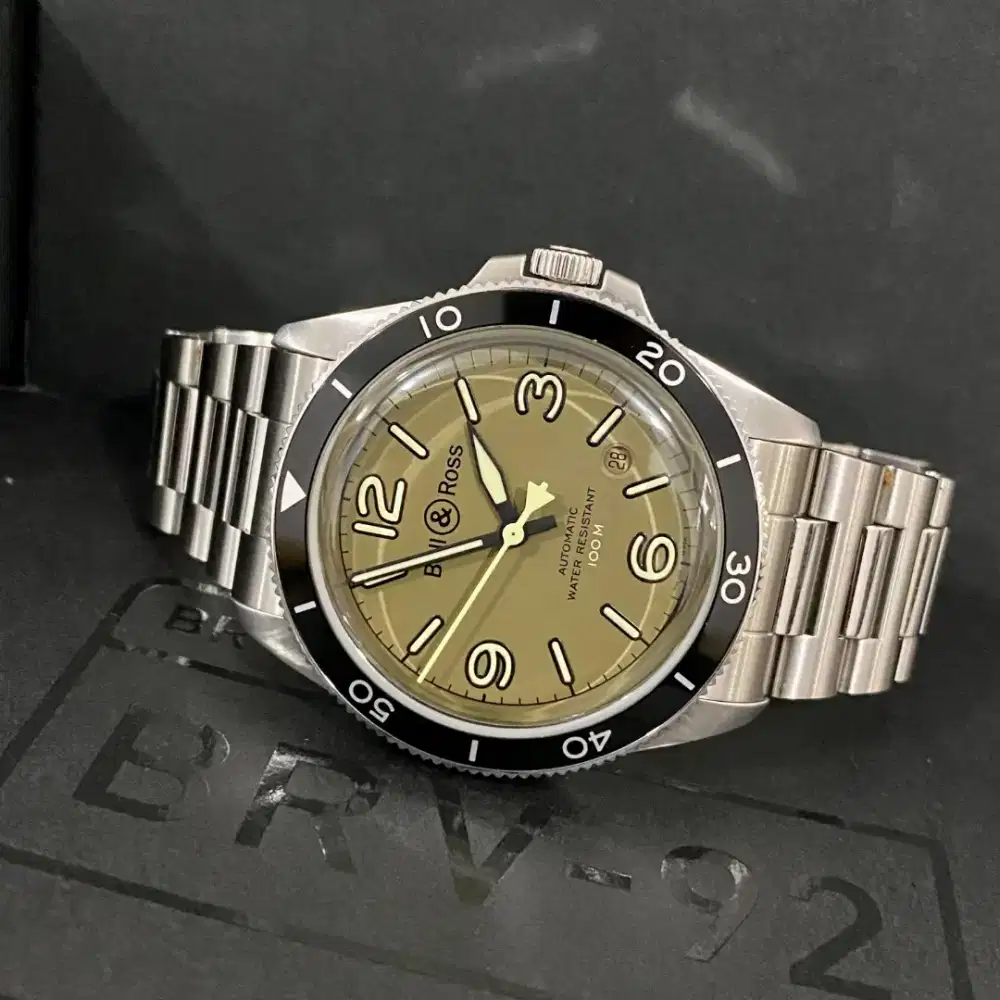 [For Sale] Bell & Ross BR V2 V2-92 Military Green