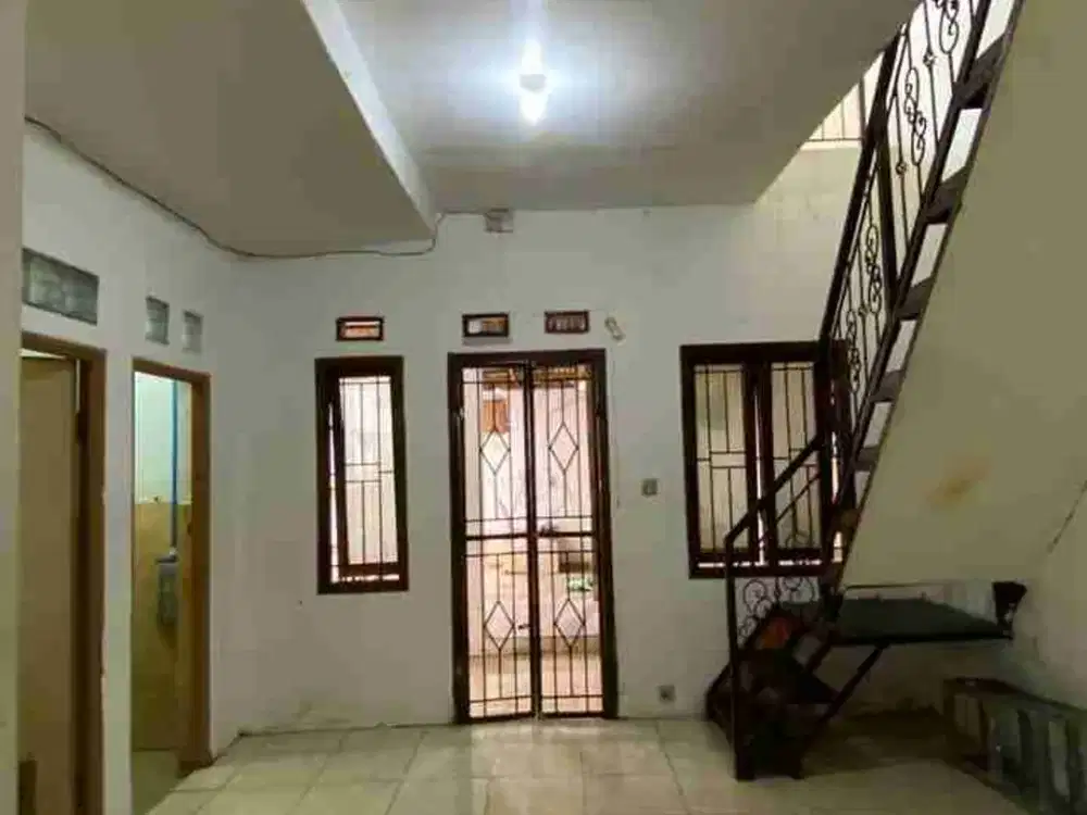 Dijual rumah 1,5 lantai di Cisaranten kulon Arcamanik Bandung