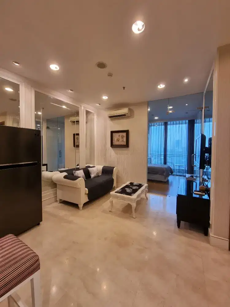 Sewa Apartemen Residence 8 senopati 2BR hanya 25jt/bulan