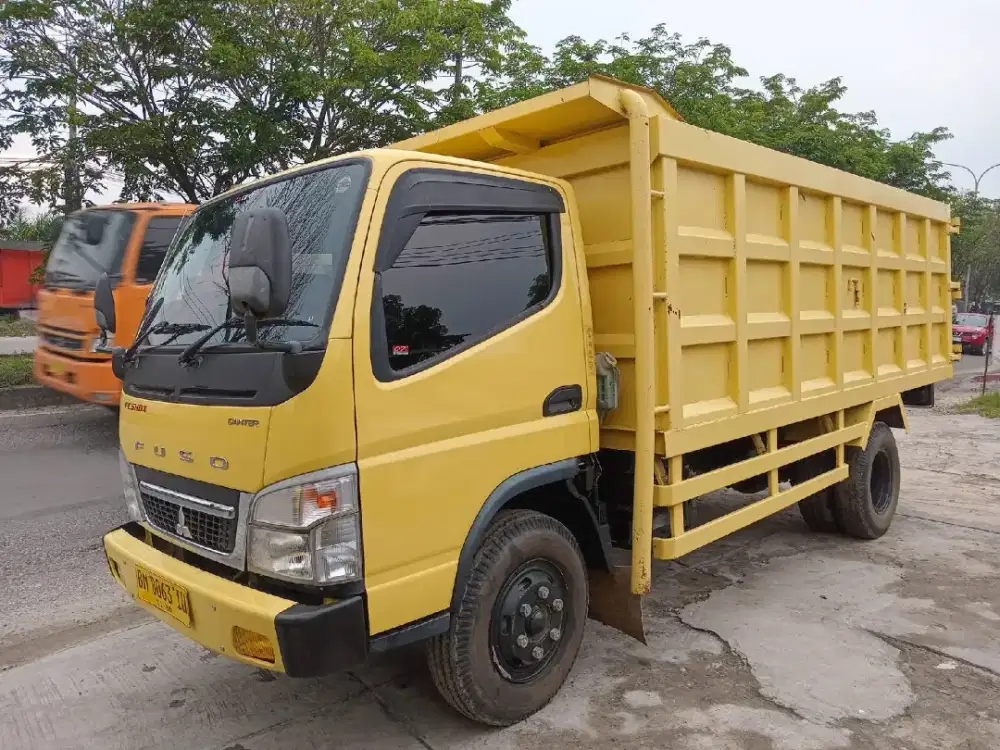 DI BUTUHKAN SEGERA SUPIR TRUK DAN BONGKAR MUAT