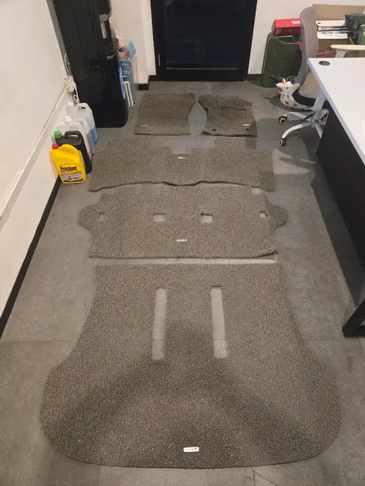 Karpet Comfort Deluxe VRZ GR 2.8 Baru pemakaian 5 bulan