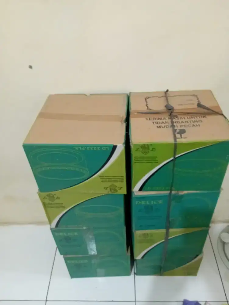 Toples kue kering lebaran merek delice 500 grm