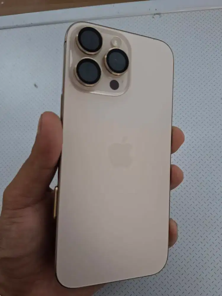 Iphone 16 pro max 256GB  ibox garansi on