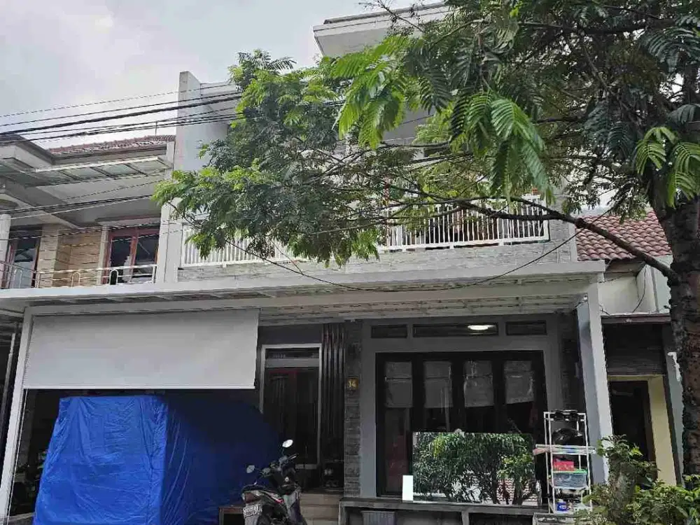 RUMAH LUX DI KOMPLEK PANYAWANGAN CILENYI BANDUNG