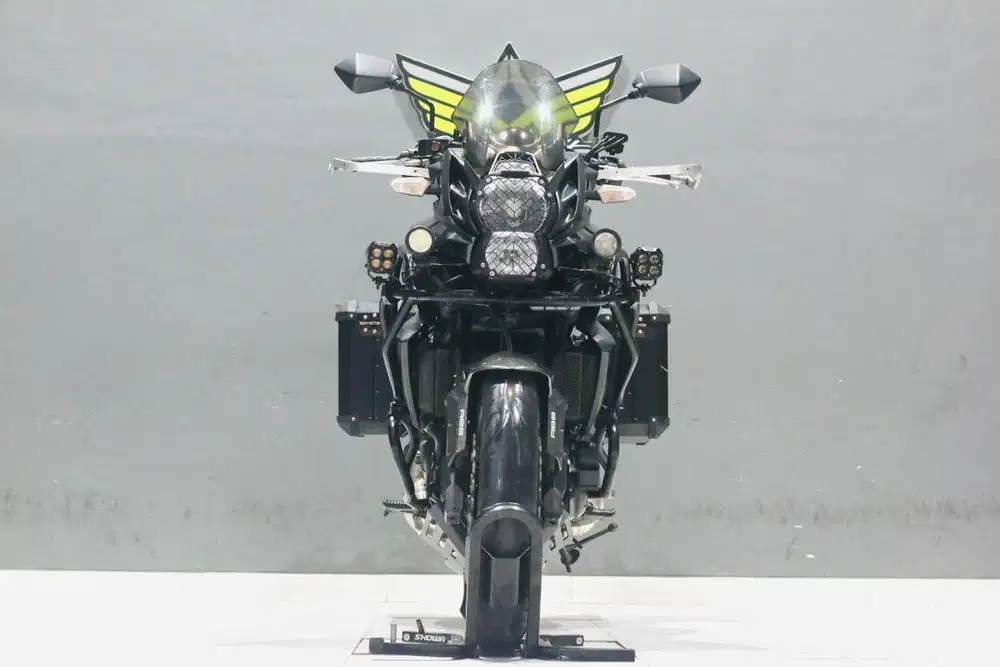 Kawasaki versys 650 ABS mulus BMW GS310 V-stroum KTM ADV Himalaya