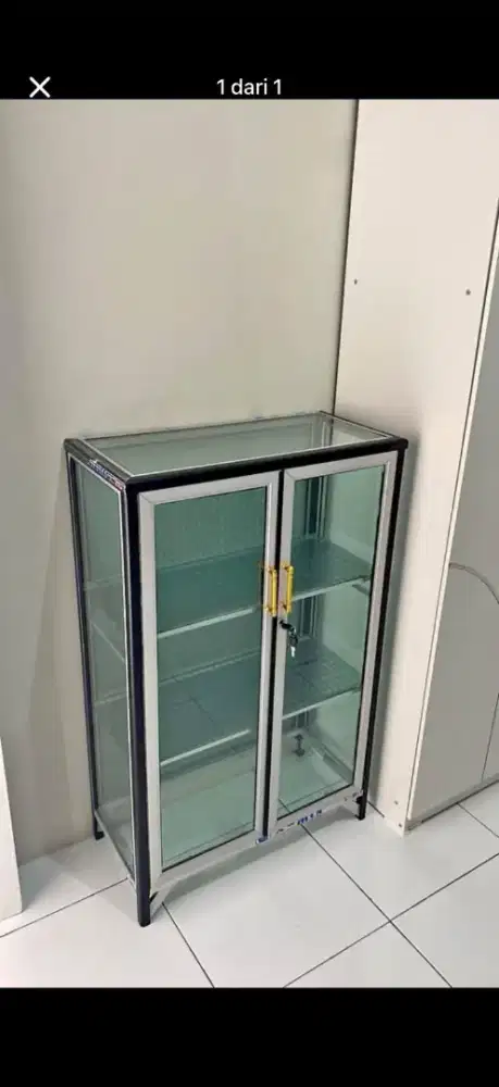READY LEMARI KACA HIAS 2 PINTU TERMURAH SALE