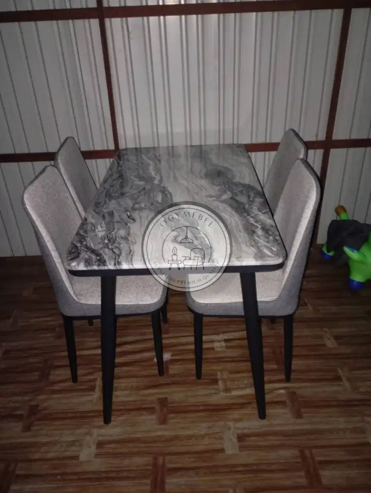 READY MEJA MAKAN 4 KURSI MARMER TERMURAH SALE