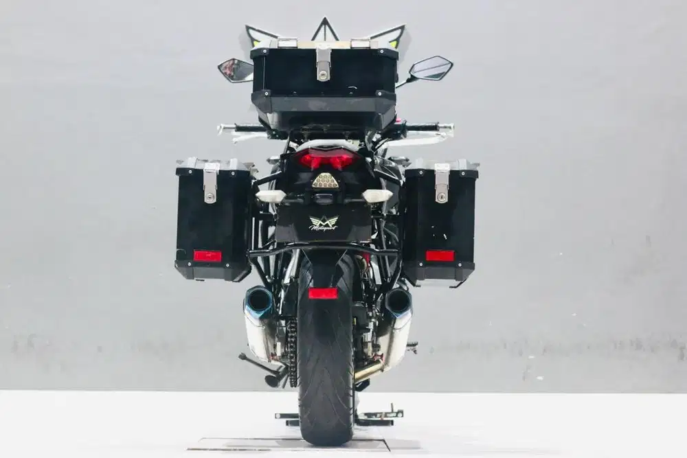 Kawasaki versys 650 ABS mulus V-stroum er6n vulcan650 BMW GS310