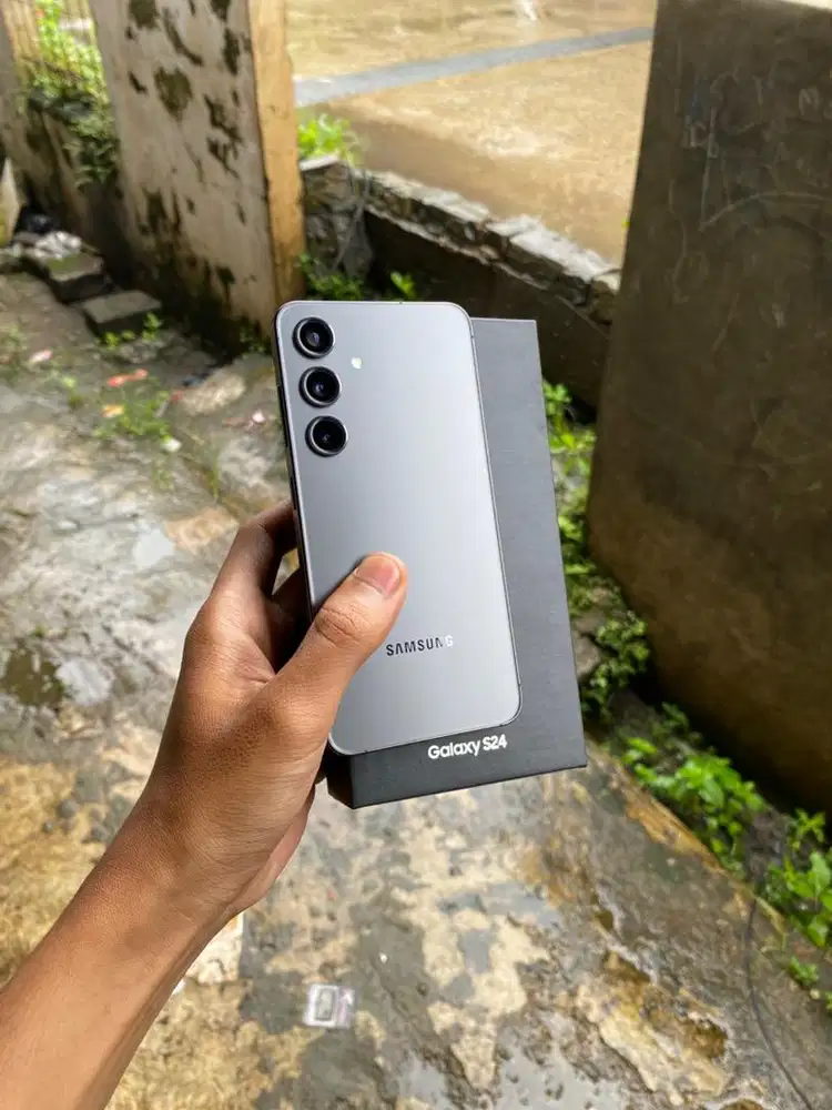 samsung s24 8/256