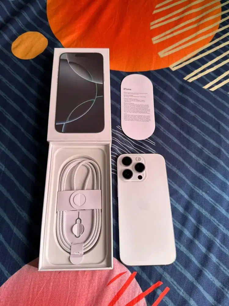Iphone 16 pro 128 inter white