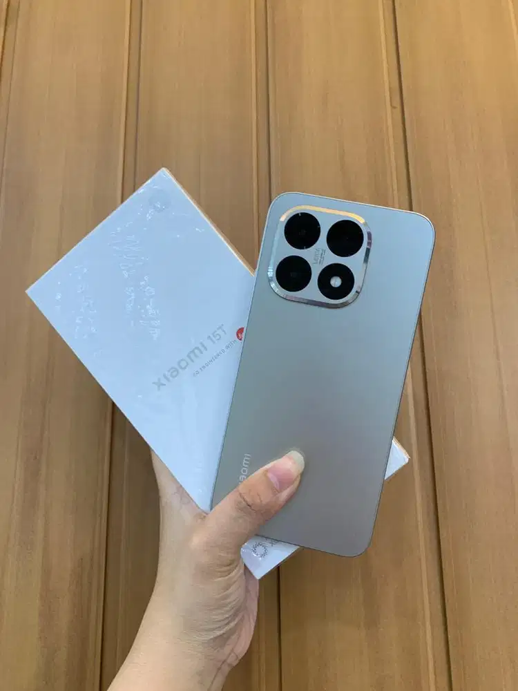 XIAOMI 15T 12/512Gb MULUS LIKE NEW  ISTIMEWAH 1 BULAN PAKAI