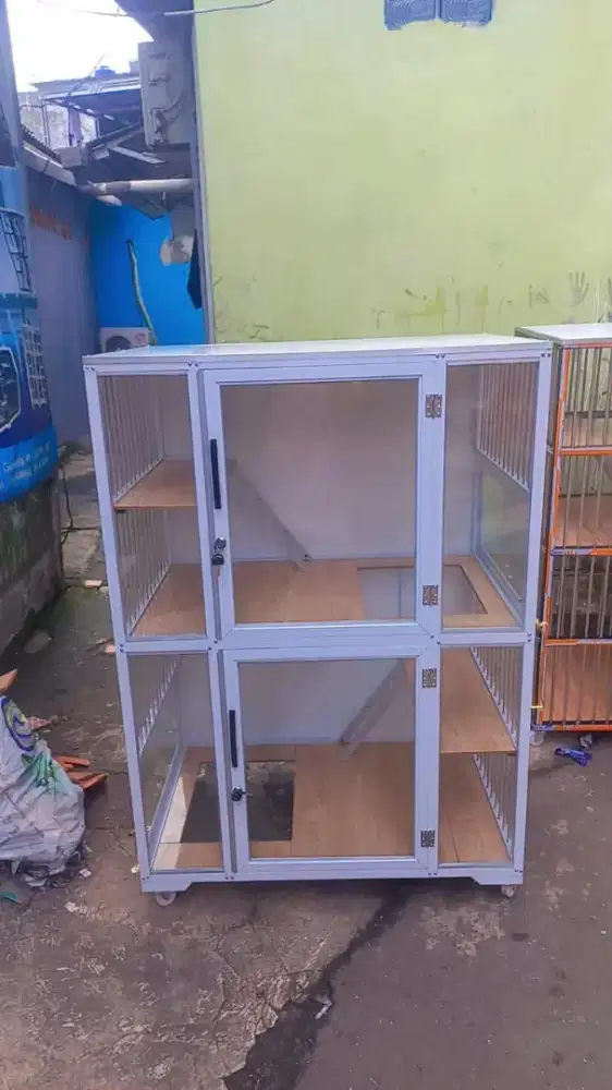 Kandang Kucing Alumunium 2 Pintu Kaca