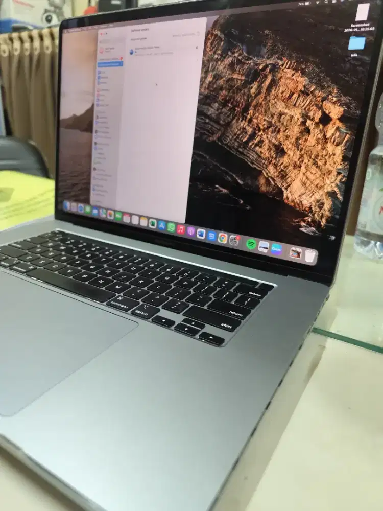 MacBook Pro (16-inch, 2019) I9 RAM 32 SSD 512