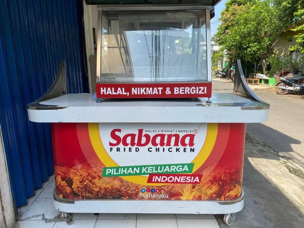 Booth serta semua perlengkapan outlet fried chicken - dijual murah