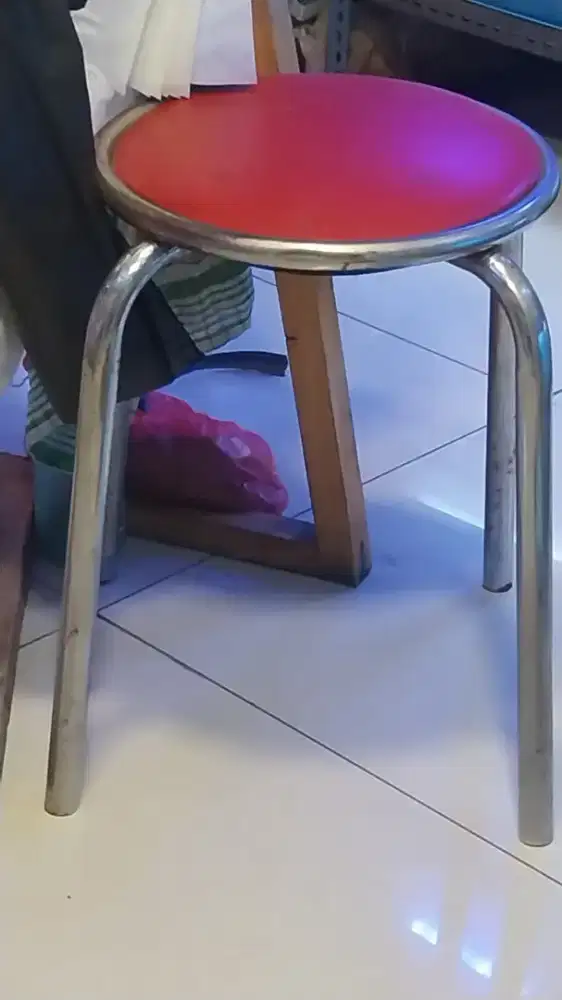 Jual cepat kursi cafe