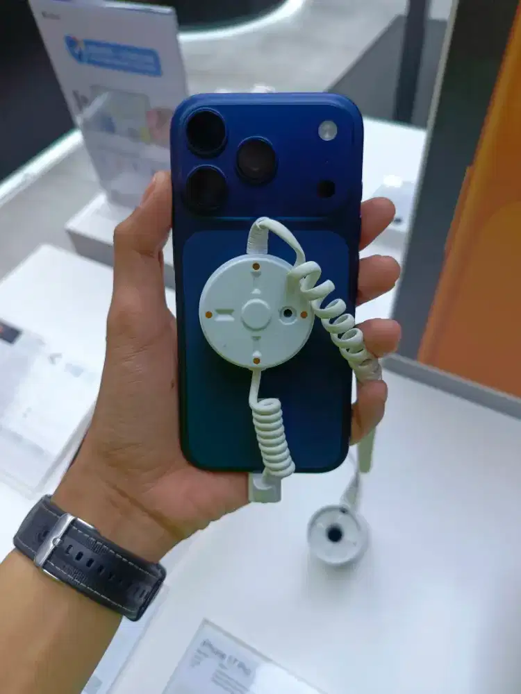 CASH & CICILAN TANPA DP IPHONE 17 PRO