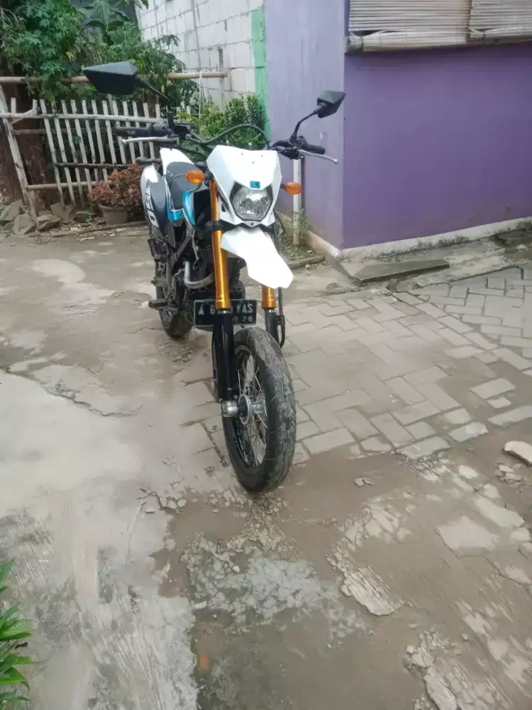 Kawasaki Dtrackr SE varian 1