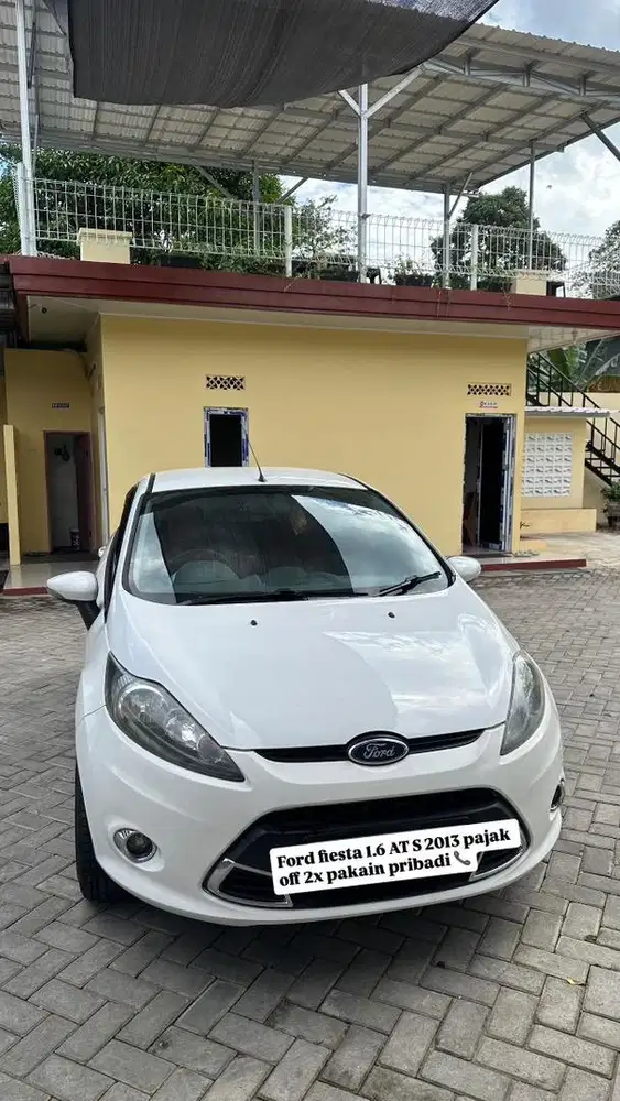 Ford fiesta 1.6 AT S 2013