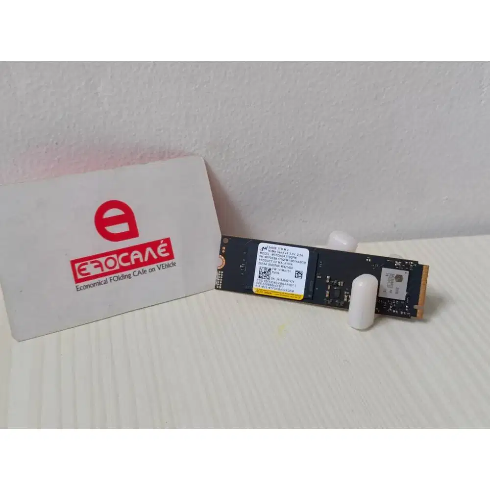 SSD M.2 NVMe Micron 1TB aka 1000GB PCIe Gen4 4.0 x4 di atas M2 SATA