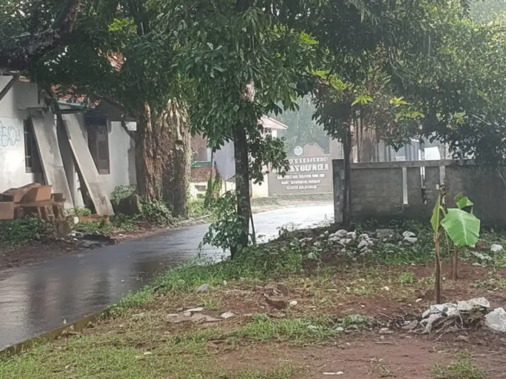 Tanah Luas Cocok untuk Gudang & Penyimpanan Skafholding di Setu Bekasi