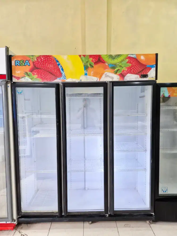 SHOWCASE RSA 3PINTU 1500L