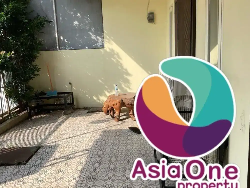 Rumah Standard di Harapan Indah