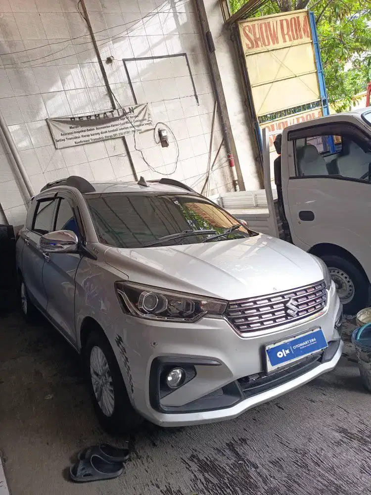 SUZUKI ERTIGA GX 1.4 MT 2019 SILVER MURAH OTOMART 286 KENJERAN