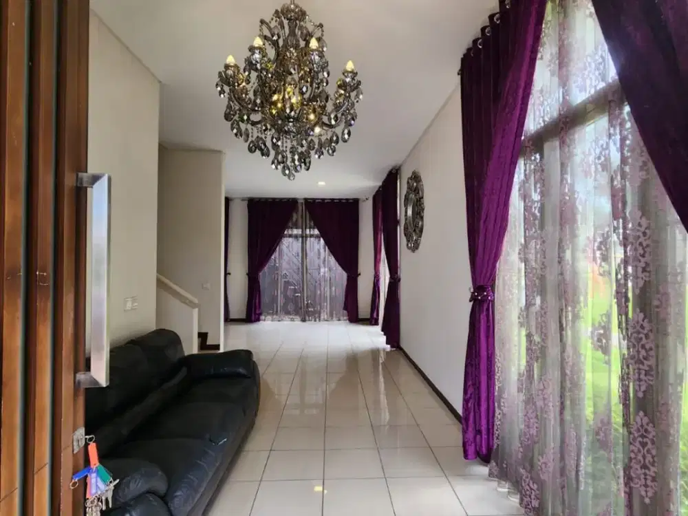 For Rent! Rumah Cantik Siap Huni Berlokasi Diarea Tenang Kota Baru Parahyangan, Bandung