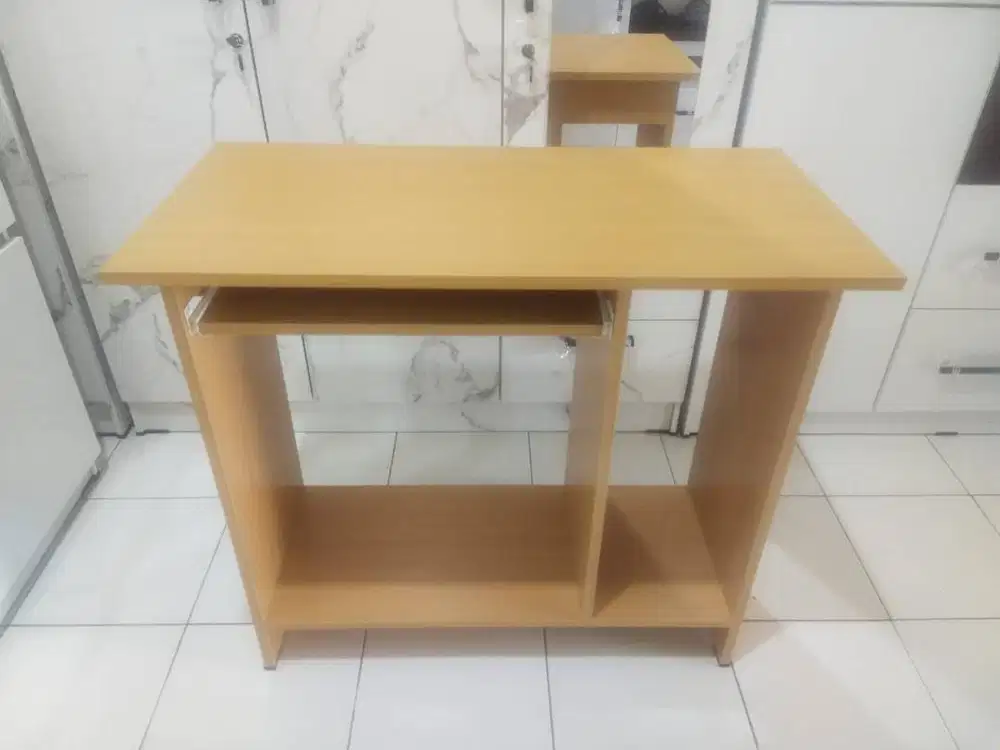 DISKON ! MEJA KOMPUTER MINIMALIS TERLARIS