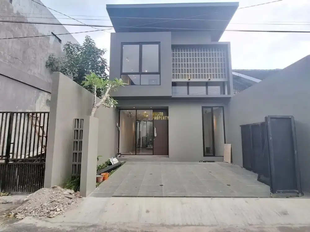 RUMAH BARU SIAP HUNI 2 LANTAI FULL FURNISHED DI NGAGLIK