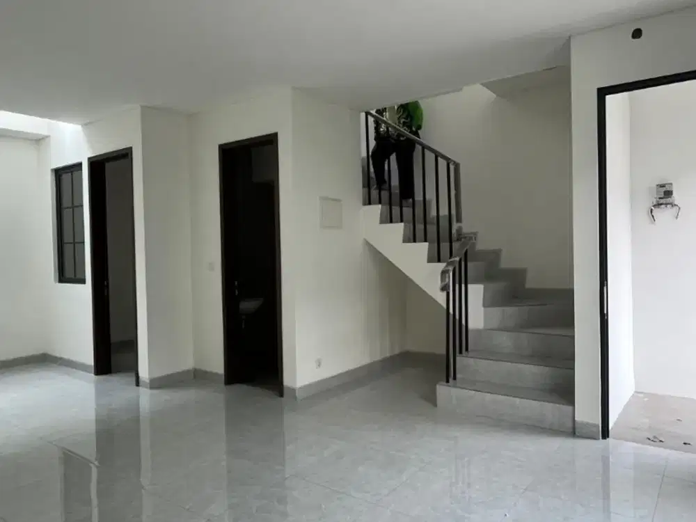 DISEWAKAN RUMAH 2 LANTAI – CITRA GARDEN BINTARO
