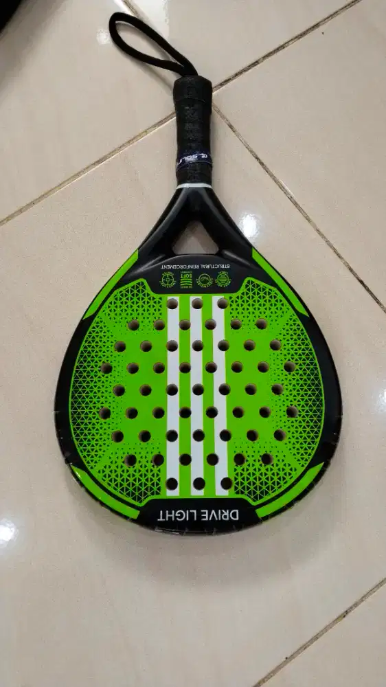 ADIDAS Drive Light Green Padel Racket kondisi sempurna