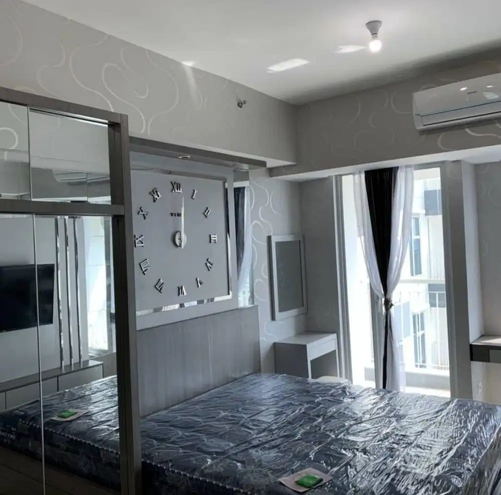 DIJUAL APARTEMEN STUDIO BENSON FULL INTERIOR SIAP HUNI HIGH FLOOR