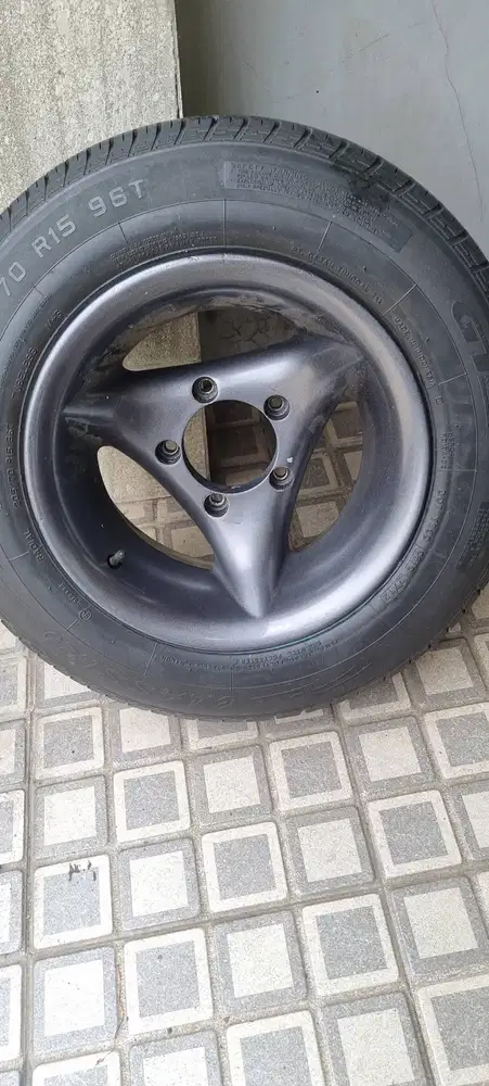 Velg Jimny katana taft merk Enmaru
