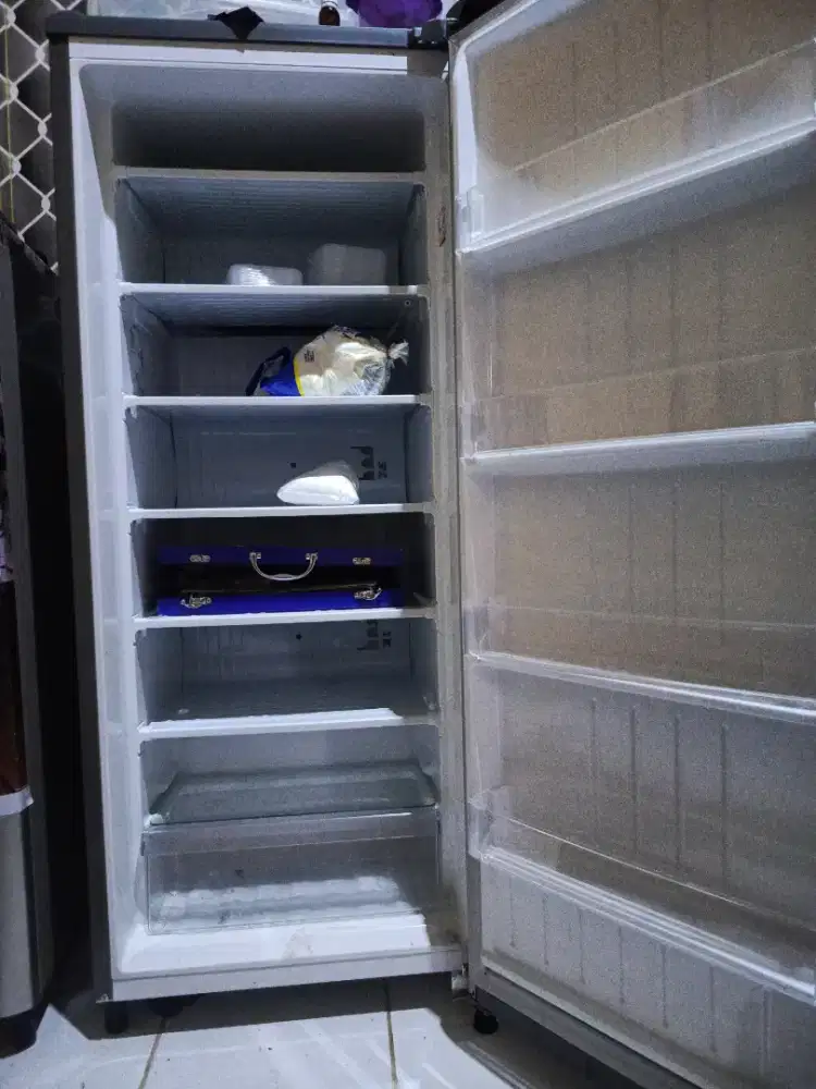 Freser LG masih 2 bulan