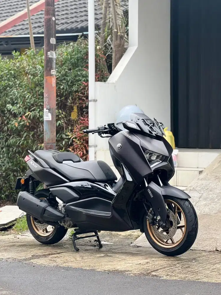 Yamaha xmax techmax connected like new