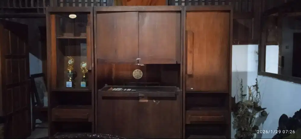 Lemari Jati Klasik Asli Murah Semarang (2  buah)