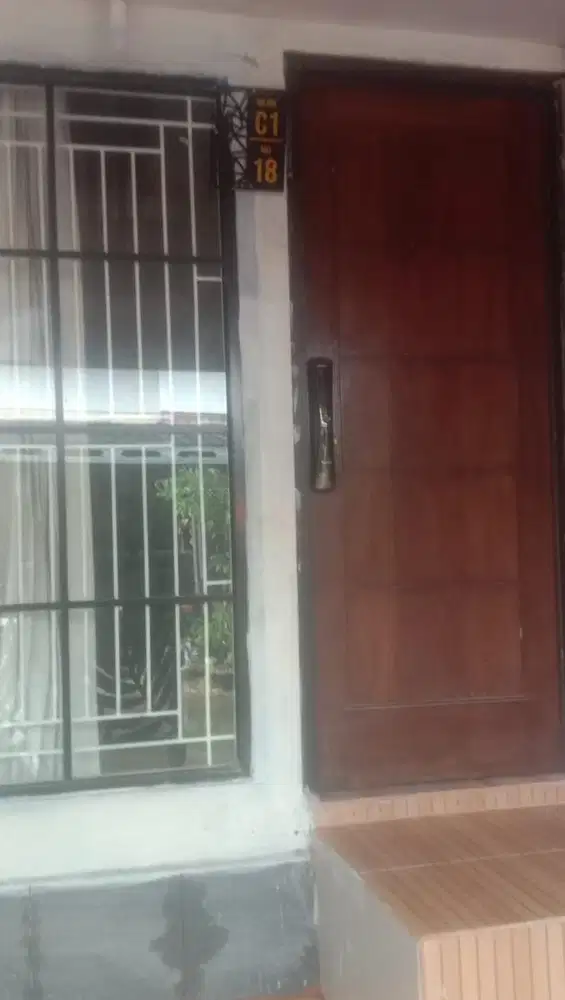 Rumah di kontrakan bulanan