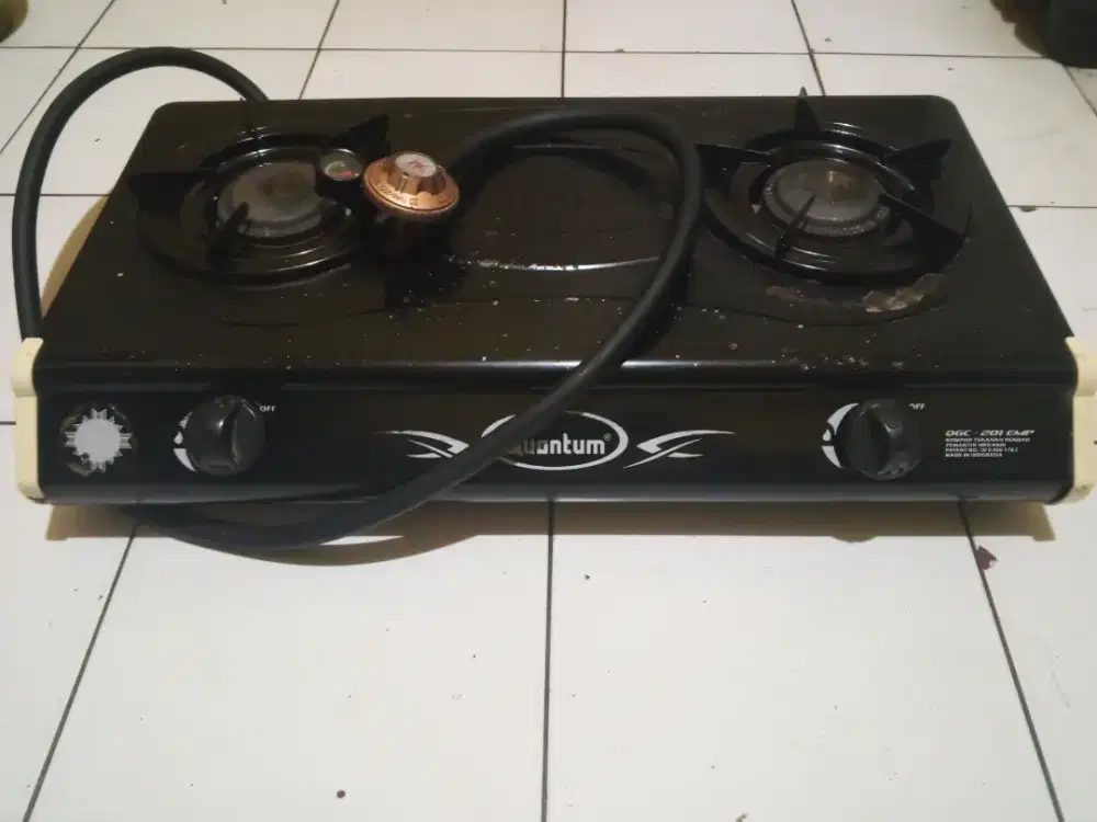 Kompor gas Quantum 2 tungku + selang regulator