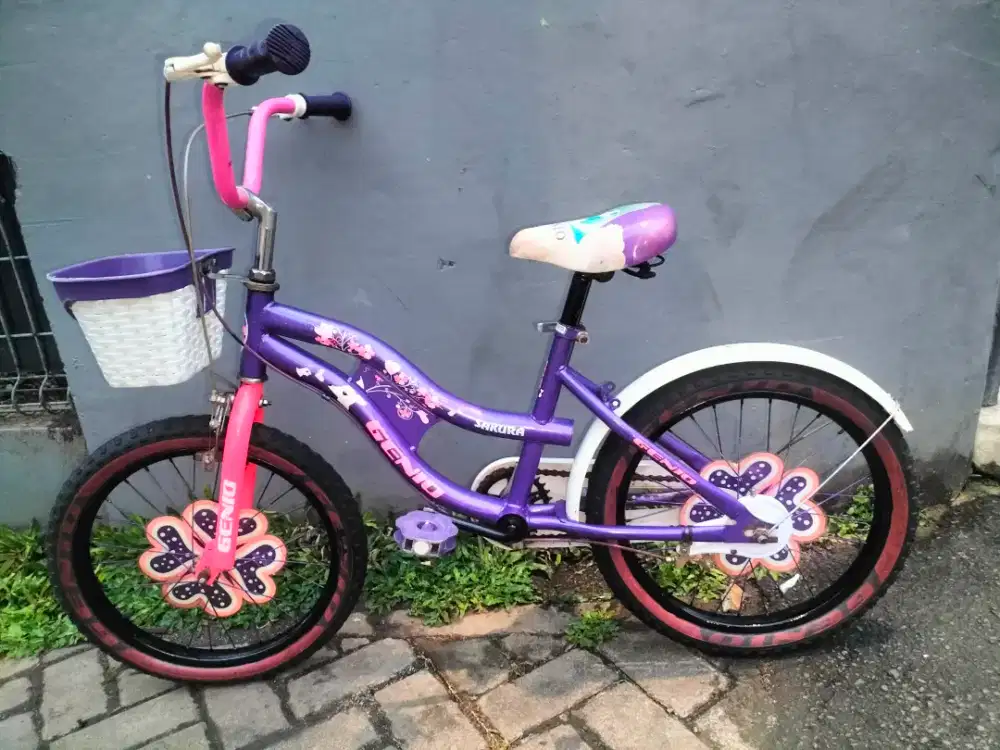 Sepeda anak ukuran 18 kondisi normal