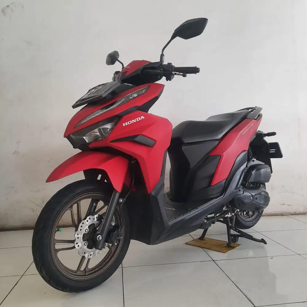CASH DAN KREDIT HONDA VARIO 125 CBS ISS TAHUN 2024