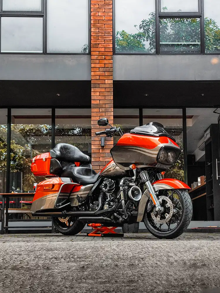 Harley Davidson Road Glide CVO Screaming Eagle 2013 FP TT