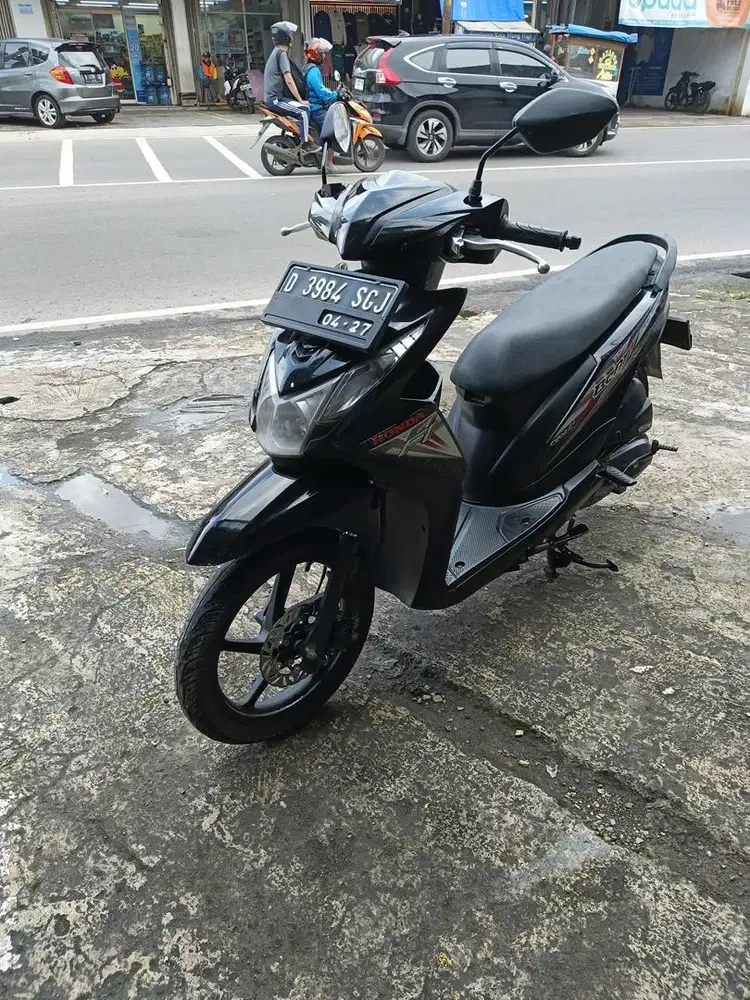 Honda Beat FI thn 2015
